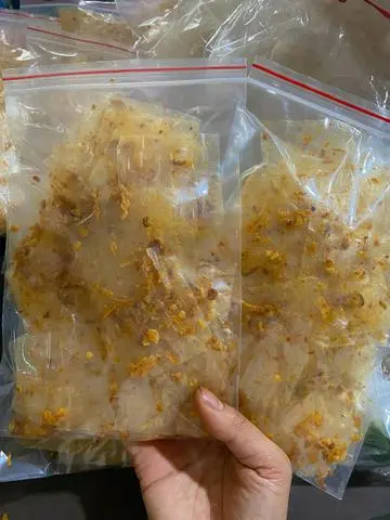 Hình ảnh Bánh tráng tỏi siêu nhiều tỏi