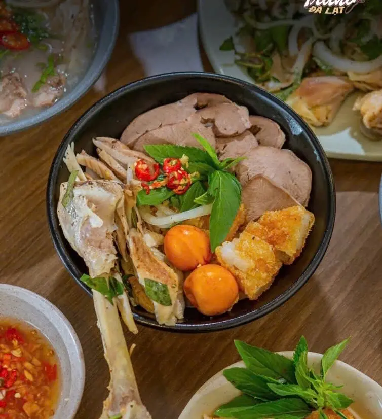 Hình ảnh Bánh ướt phần no nê - Chính gốc (Since1979)