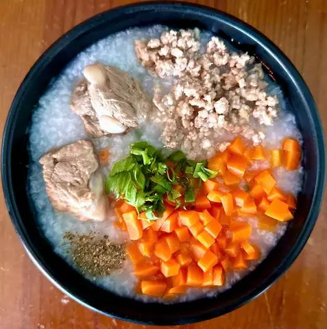 Hình ảnh Cháo sườn cà rốt