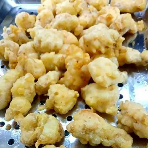 Hình ảnh Ức gà viên lắc phô mai 130g - 50g khoai lắc