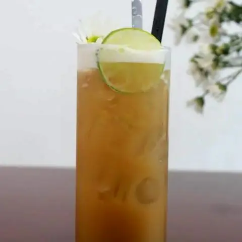 Hình ảnh Yakult vải thiều