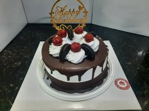 Hình ảnh Bánh kem sữa tươi mẫu ngẫu nhiên 15cm