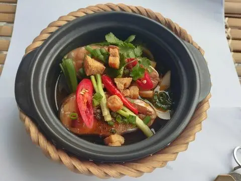 Hình ảnh  cá hú kho tộ
