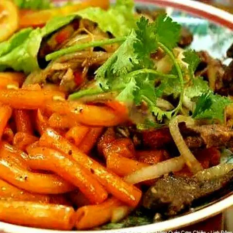 Hình ảnh Nui xào bò