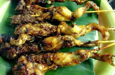 Hình ảnh Đùi ếch nướng sate 1 xiên