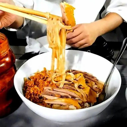 Hình ảnh Phở Gà Trộn