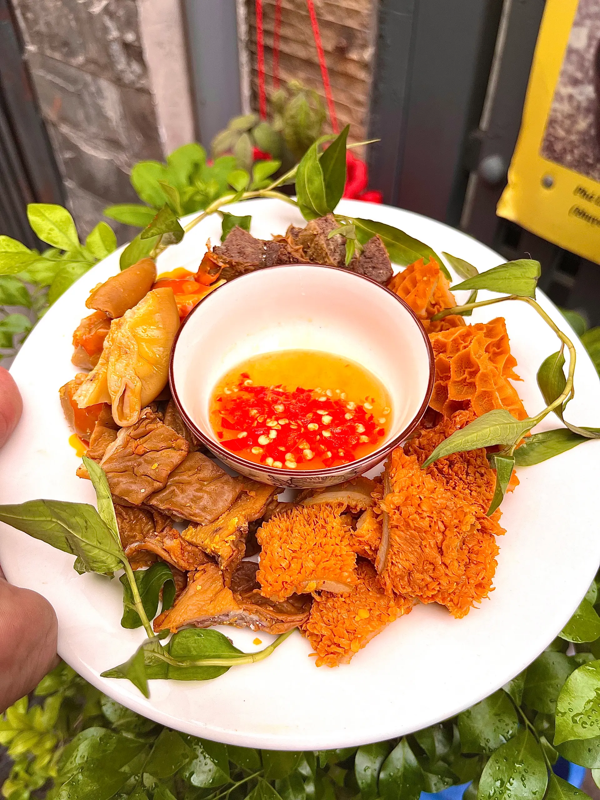 Hình ảnh  Phá Lấu Bò Thập Cẩm 350Gr - 1 Bánh mì (Dành cho nhóm 2 người)
