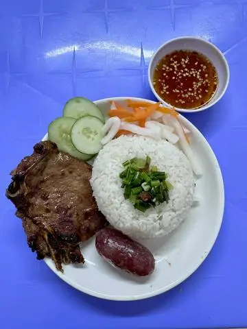 Hình ảnh Cơm Sườn Lạp Xưởng