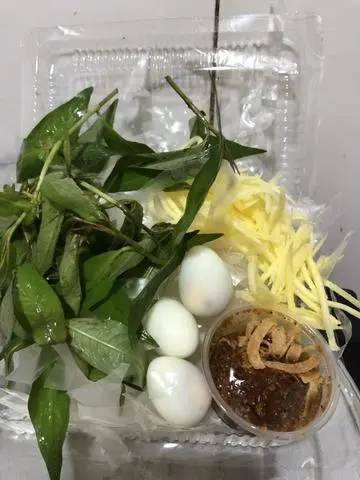 Hình ảnh bánh tráng chấm bà gánh