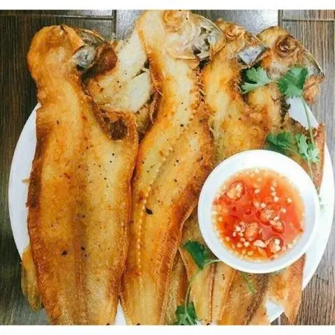 Hình ảnh Cơm cá lưỡi trâu chiên