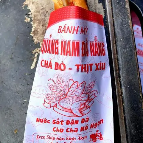 Hình ảnh Bánh mì đặc biệt nghiêm trọng 