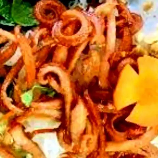 Hình ảnh Bún xúc xích trộn sốt