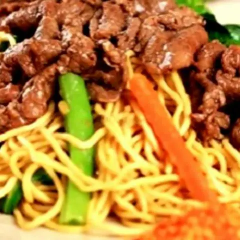 Hình ảnh Mì xào bò