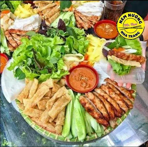 Hình ảnh Nem nướng phần