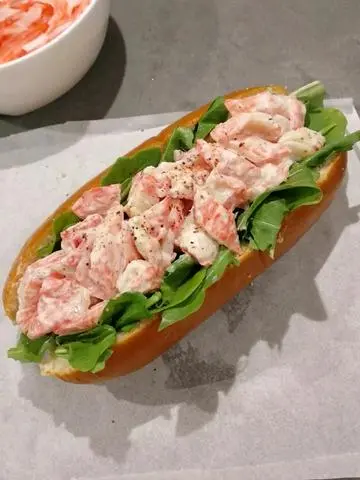 Hình ảnh Crab Sticks Dog 