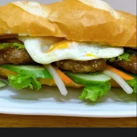 Hình ảnh BÁNH MÌ BÒ TRỨNG 