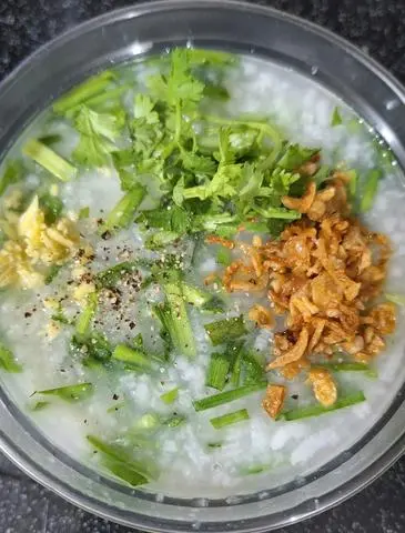 Hình ảnh cháo hẹ + gừng+ tiêu+ hành phi