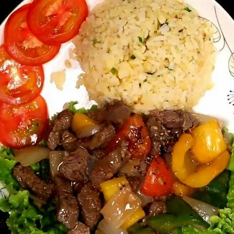 Hình ảnh Cơm chiên Bò lúc lắc