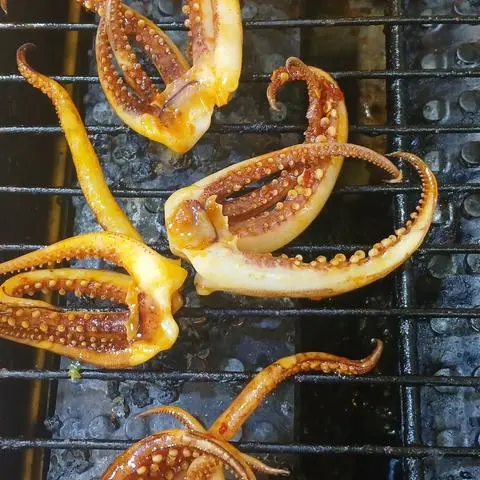 Hình ảnh Râu mực nướng sate