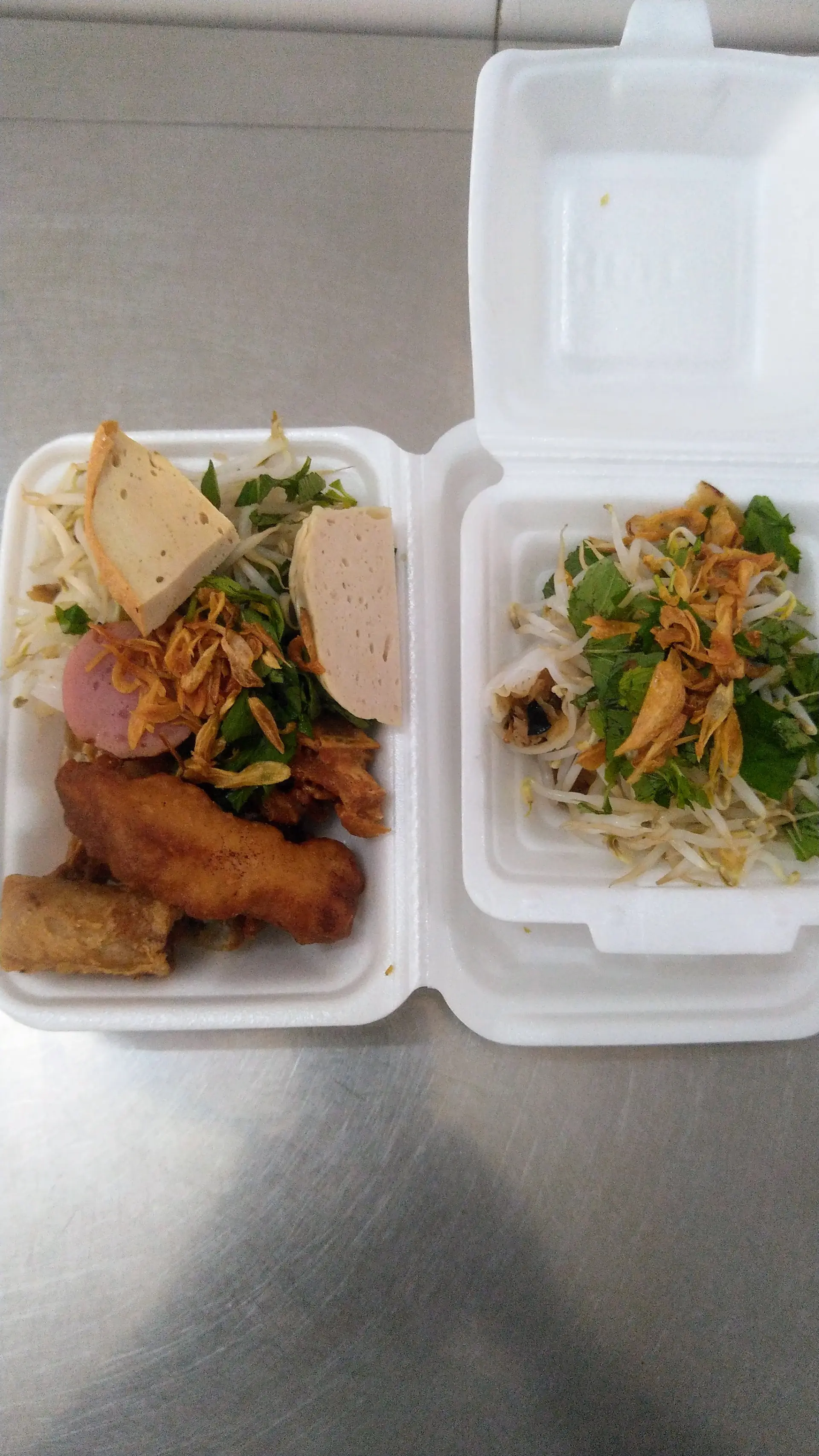 Hình ảnh Combo bánh cuốn full topping - bánh cuốn thêm - khăn lạnh