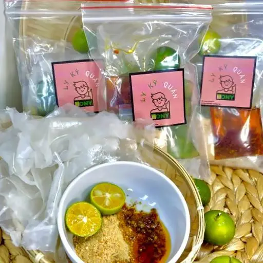 Hình ảnh Bánh tráng muối nhuyễn sa tế - chay