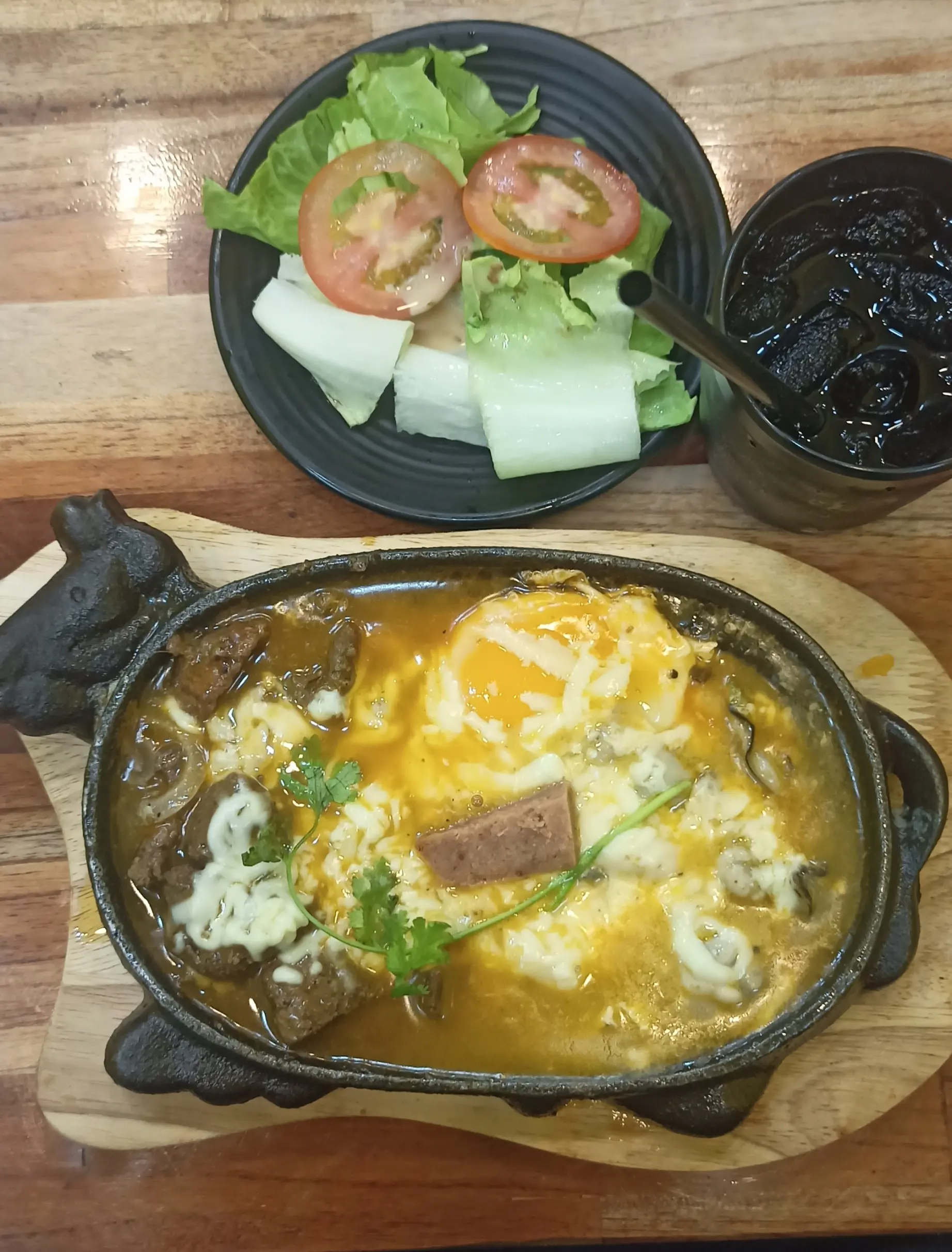 Hình ảnh Bò Sốt Hàu Phô Mai 