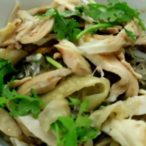 Hình ảnh Bún gà trộn sốt thái