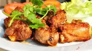 Hình ảnh Nạc Giòn Chiên Xả Ớt