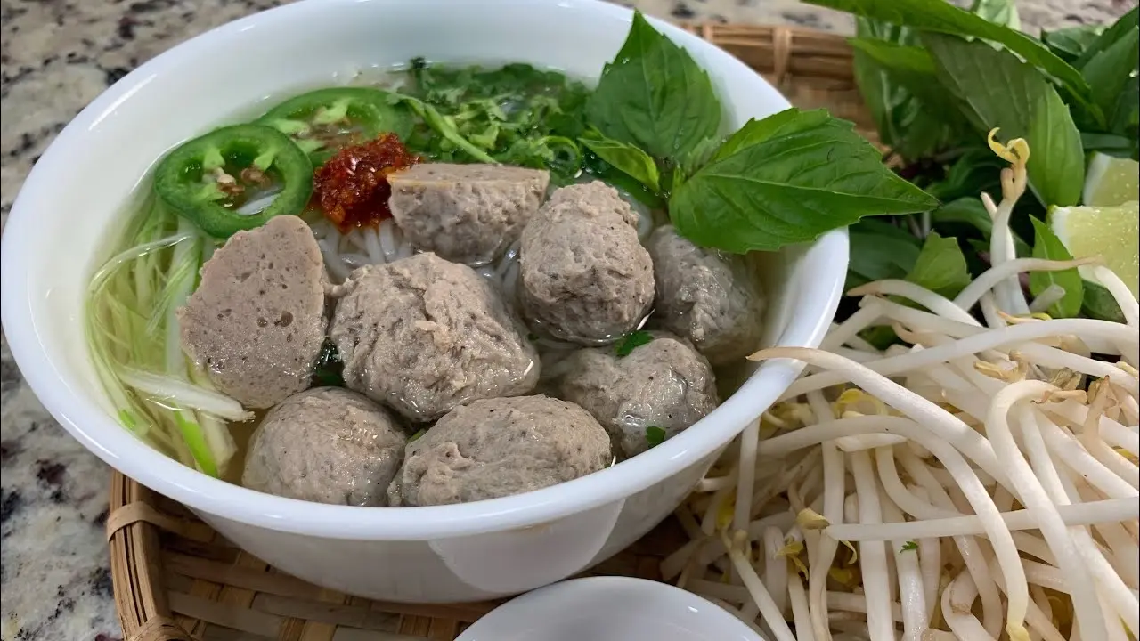 Hình ảnh Chén bò viên