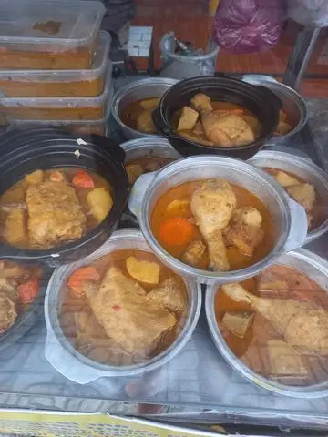 Hình ảnh cơm gà luoc