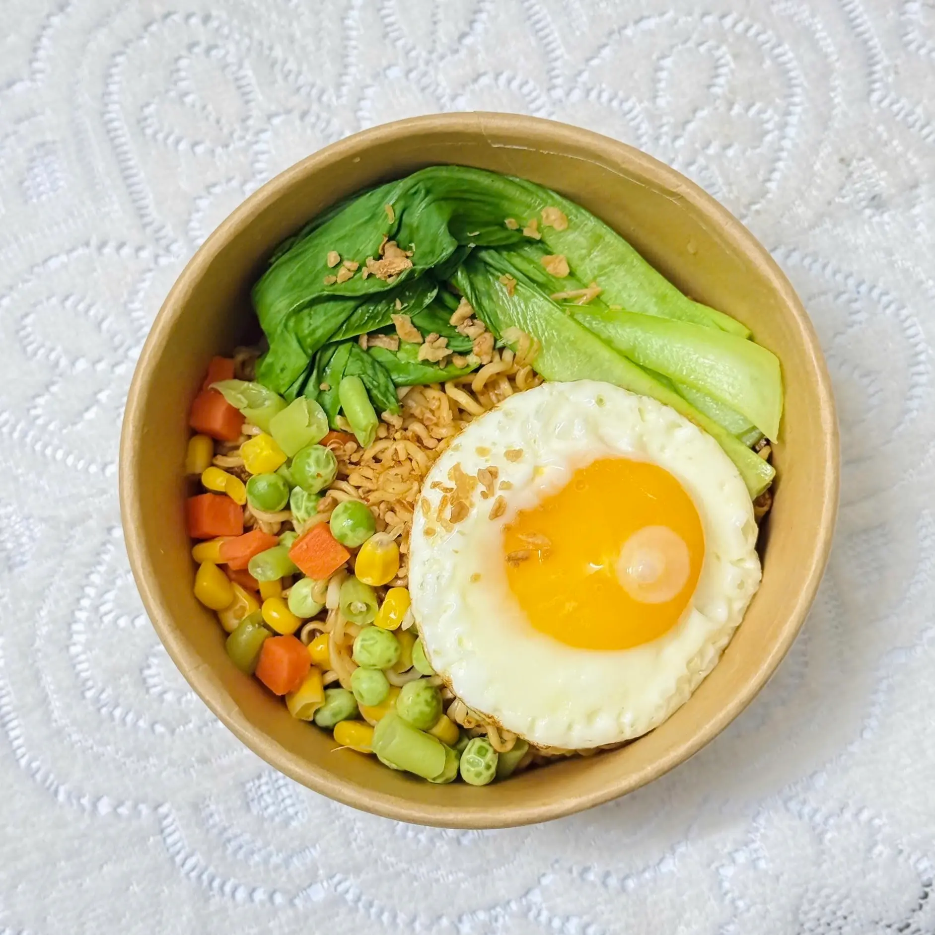 Hình ảnh Mì trộn trứng chiên