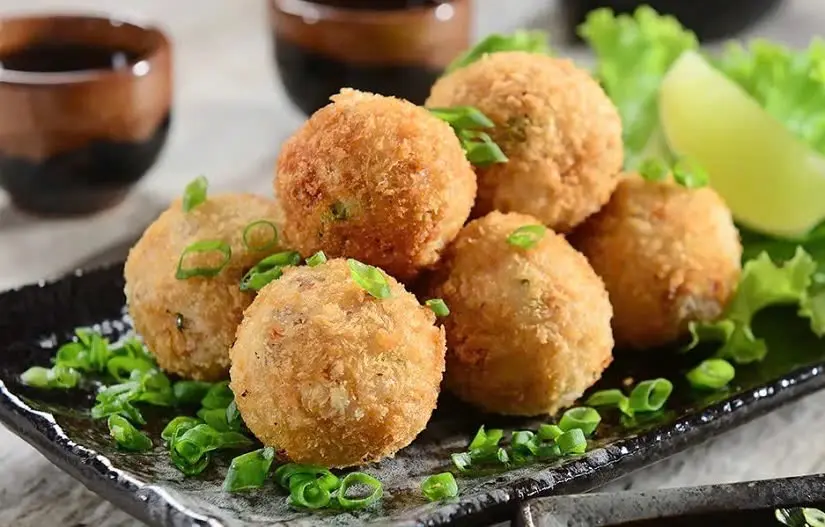 Hình ảnh Khoai Môn Lệ Phố