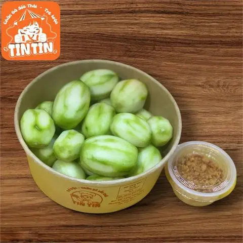 Hình ảnh Cóc Non Chua Ngọt Cắt Sẵn (Kèm Muối Tôm Tây Ninh)
