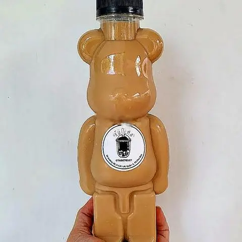Hình ảnh Trà Sữa Chai Gấu Bearbrick 3Q Trắng