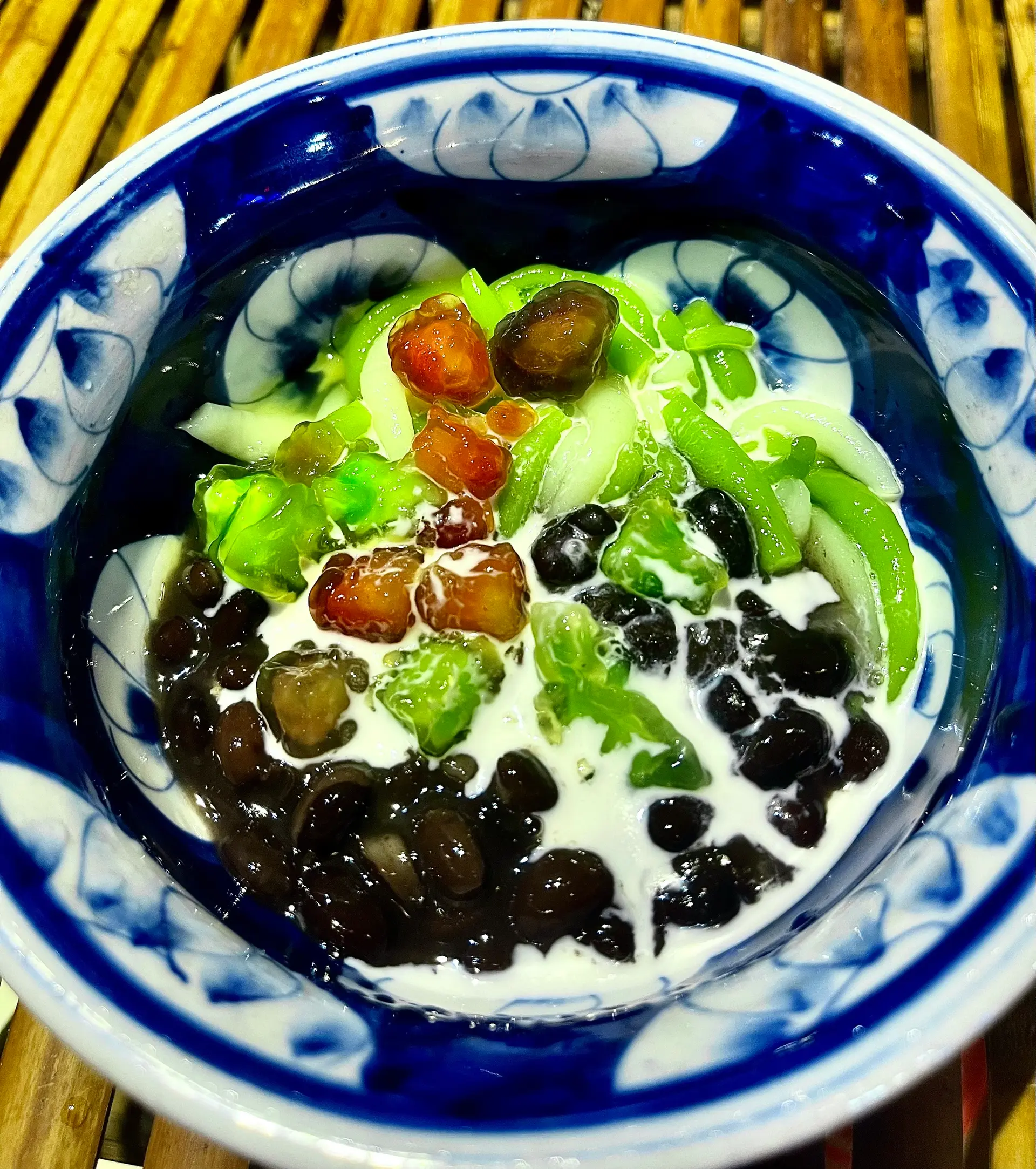 Hình ảnh ĐẬU ĐEN BÁNH LỌT