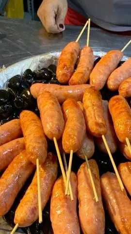 Hình ảnh Lạp xưởng nướng đá