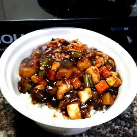 Hình ảnh Cơm Tương Đen Gà