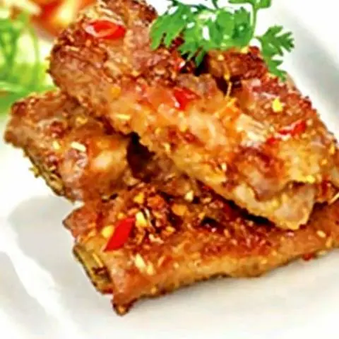 Hình ảnh Sườn Non Chiên Sả Ớt