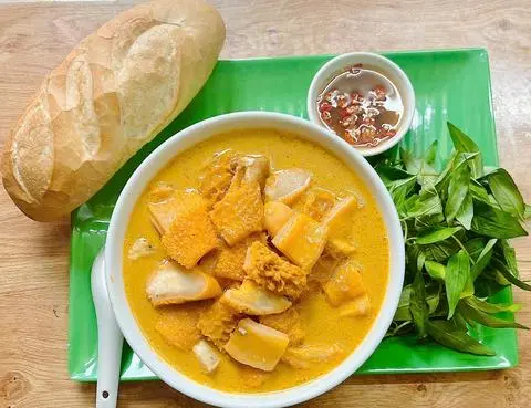 Hình ảnh Phá lấu bò 500gr - kèm 3 ổ bánh mì