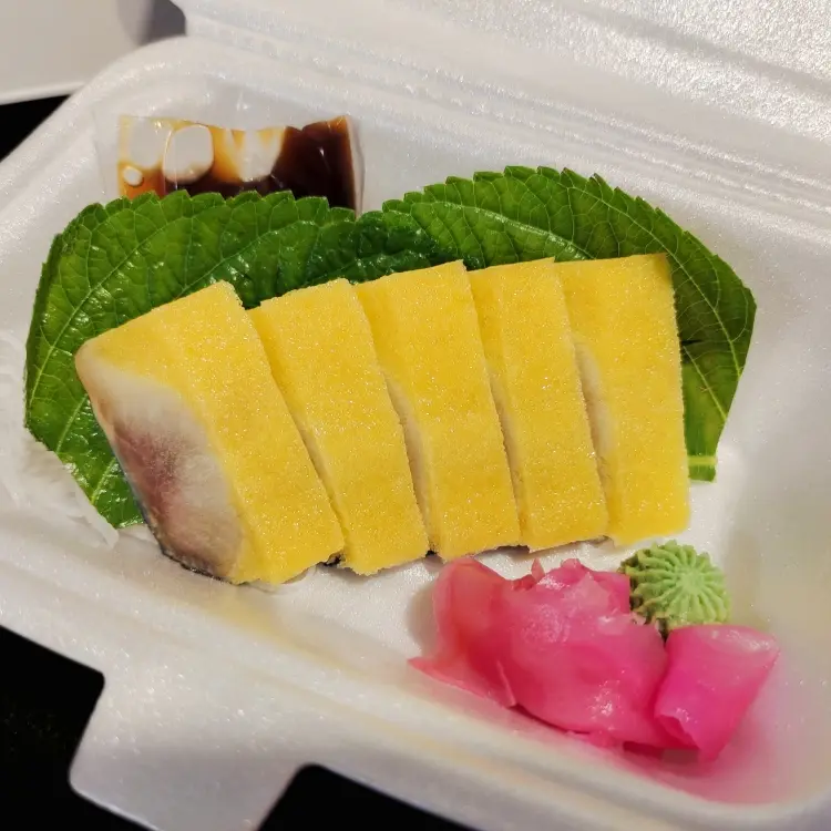 Hình ảnh SASHIMI CÁ TRÍCH 5 MIẾNG 