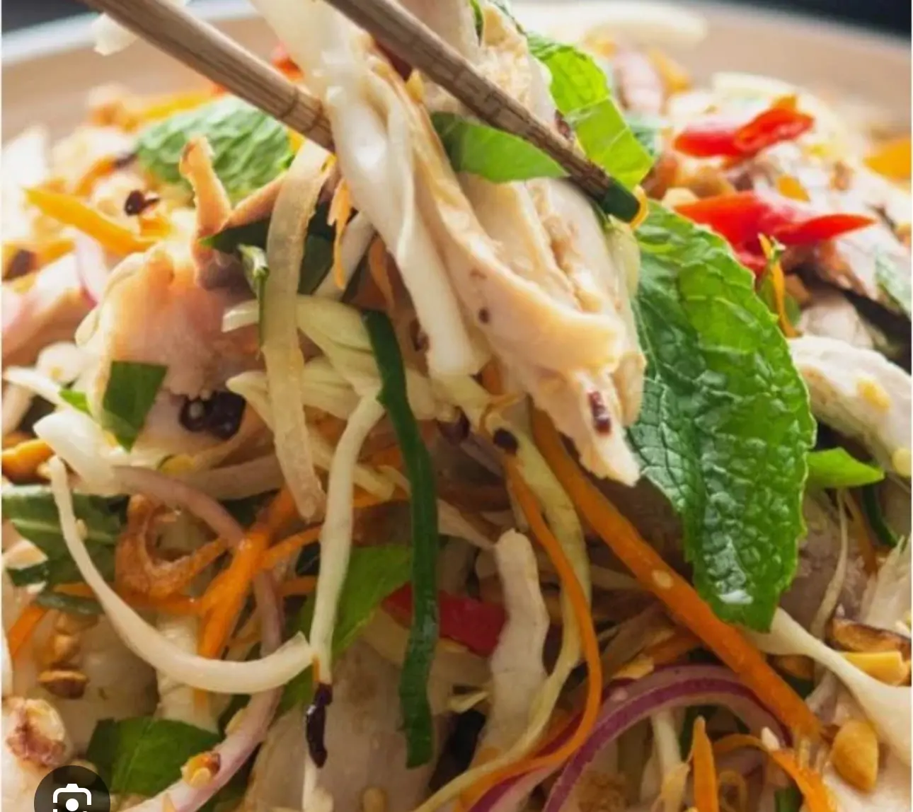 Hình ảnh Gỏi gà xé