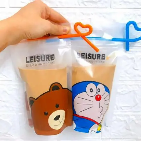 Hình ảnh Trà sữa túi zip XuCha 400ML