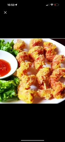 Hình ảnh Xúc xích lốc xoáy chiên vàng giòn thơm ngon - 1 cây