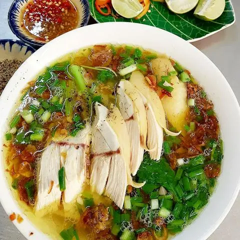 Hình ảnh mì gói gà xé