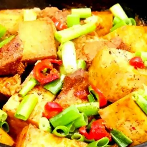 Hình ảnh Thịt kho đậu hũ