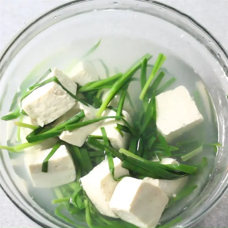 Hình ảnh Canh đậu hủ hẹ