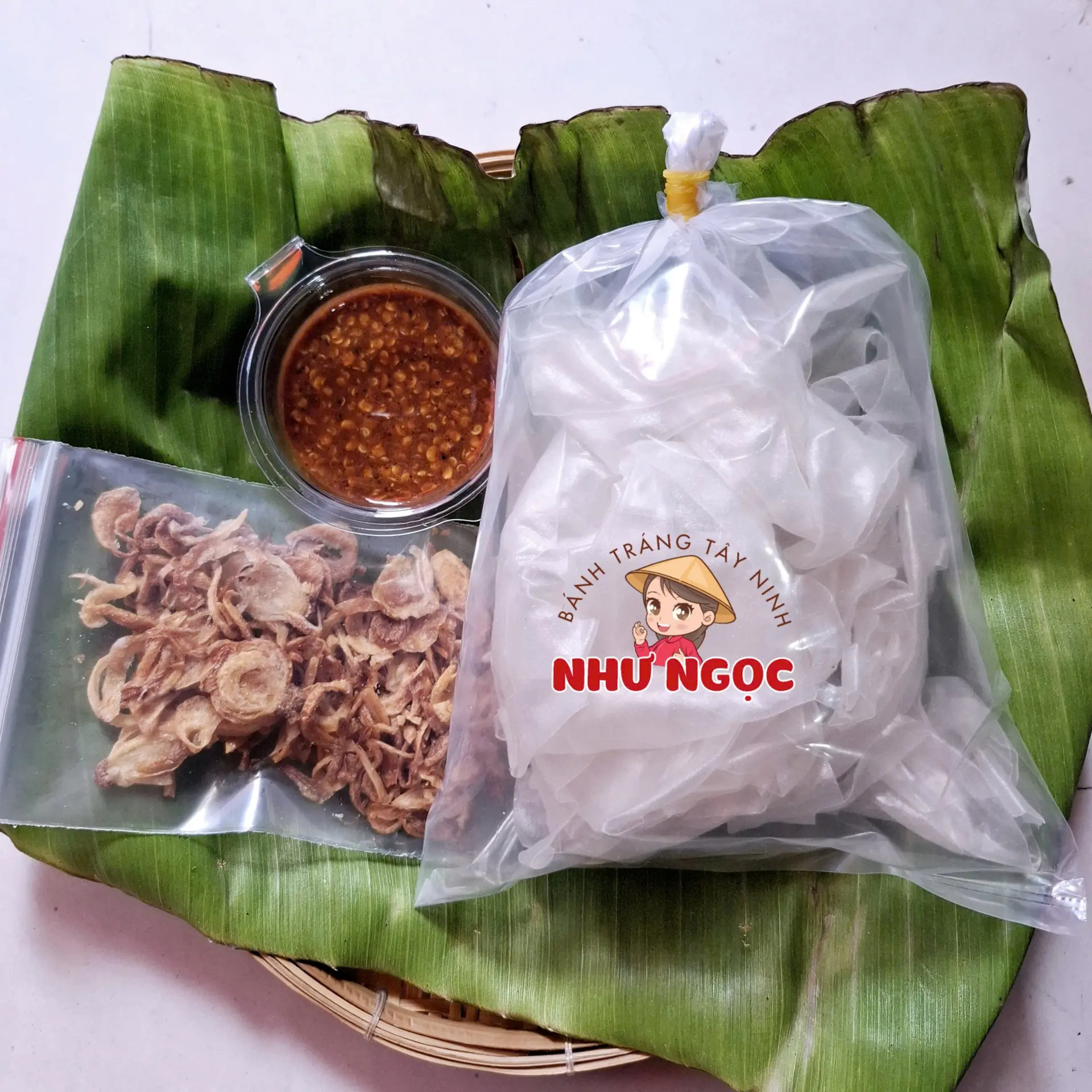 Hình ảnh Bánh Tráng Chấm Muối Sệt Hành Phi