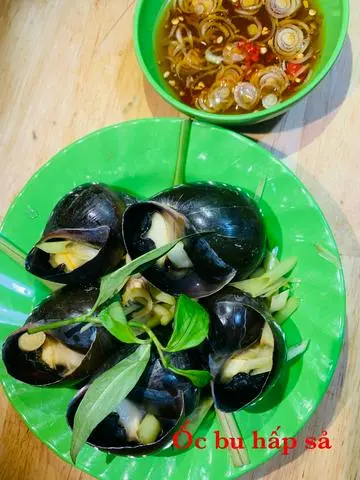Hình ảnh Ốc bươu hấp sả