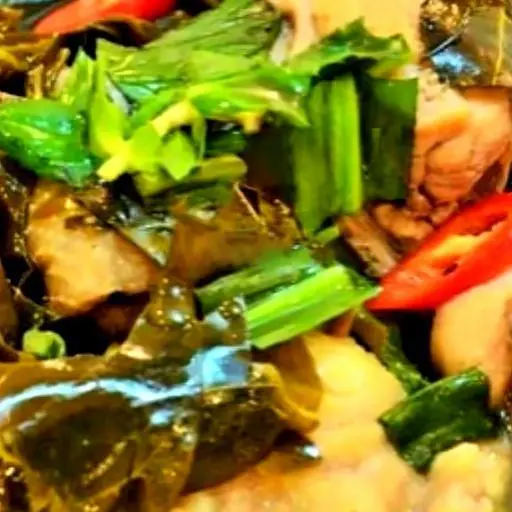 Hình ảnh Lẩu gà lá giang