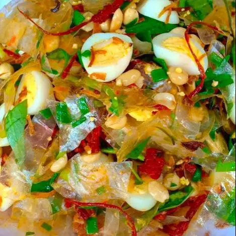 Hình ảnh Bánh tráng trộn truyền thống